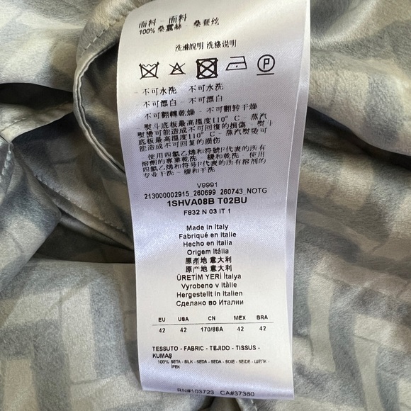 Giorgio Armani Satin Chevron Sleeveless Maxi Dress, size 42 IT/ 6 US - Picture 5 of 7